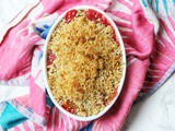 Vegan Strawberry and Rhubarb Crumble