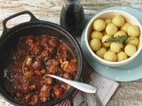 Čalabrcanje Četvrtkom: Boeuf Bourguignon i okruglice od parenog tijesta ::