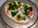 Unplanned Dinner: White Pizza with Broccoli & Tomatoes