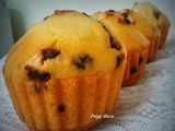 Eggless Chocolate Chip Muffins