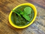 Mint Chutney / Pudina Chutney