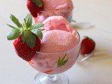 Strawberry Frozen Yoghurt