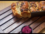 Caramelised Onions and Cheese Pull Apart Bread
