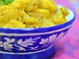 Aloo Gobhi ~ Potatoes with Cauliflower