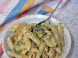 Chicken Broccoli Alfredo Pasta {One Pot}