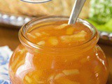 Fresh Pineapple-Sriracha Freezer Jam