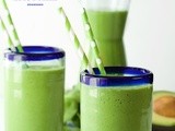 Pineapple and Banana Green Smoothie