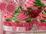 Swirly-Girly White Chocolate Cupcakes with Vanilla Bean-Cream Cheese Icing ............ for a Princess Party