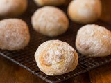 Unbelievably Easy Artisan Rolls