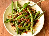 Stir fried green beans with crispy shallots