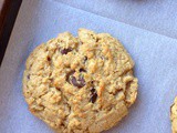 Oatmeal, Peanut Butter, and Dark Chocolate Cookies