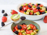 Blackberry Kiwi Fruit Salad (Paleo)