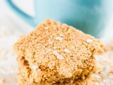 Gluten Free Pineapple Oatmeal Bars (Vegan)