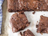 Vegan One Bowl Fudge Brownies (Gluten Free)