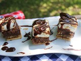 Chocolate Caramel s'mores Bars / #CookoutWeek2017