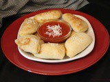 Mini Pizza Pockets / #SundaySupper