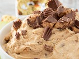 Peanut Butter Cup Cheesecake Dip