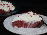 Red Velvet Cream Pie / #FoodieExtravaganza