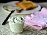 Guiltfree Yogurt Cream Cheese with Herbs