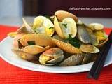Stir Fry Clams with Curry Bean Paste