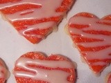 Chocolate and White Chocolate Ganache to Decorate Valentines Day Cookies