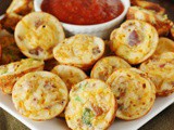Bacon Cheddar Puffs {for delicious easy snacking!}