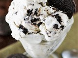 {No Churn} Cookies and Cream Ice Cream