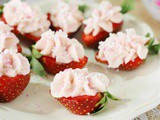 Strawberry Cheesecake Strawberry Bites