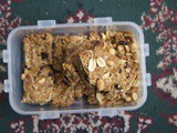 Crunchy Peanut and Cranberry Bars