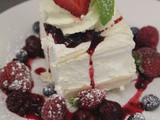 Mallow Pavlova