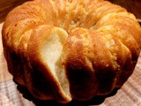 Buttery monkey bread