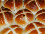 Hot Cross Buns Recipe {Gluten Free & Vegan!)