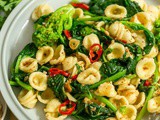 Orecchiette con Cime Di Rapa