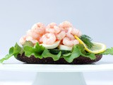 Räksmörgås: Swedish Prawn Sandwich