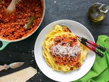 Traditional Bolognese Sauce (Ragu’ alla Bolognese)