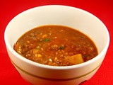 Sopa de vegetales y carnes de res (beef vegetable soup)