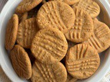 3-ingredient peanut butter cookies