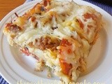 Breakfast crescent pizza