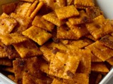 Cajun cheese crackers