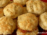 Cheesy apple biscuits