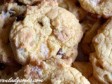 Golden oreo s’mores cookies