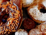 How to make canned biscuit donuts