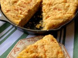 Iron skillet garlic cheese bread