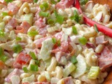 Macaroni garden salad