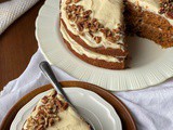 Old-fashioned tomato soup cake