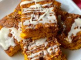 Pumpkin honey bun cake