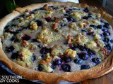 Sour cream blueberry pie