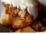 Spicy apple cobbler