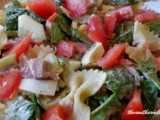 Spinach pasta salad