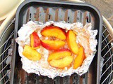 A Very Veggie bbq: Cinnamon Caramel Nectarines